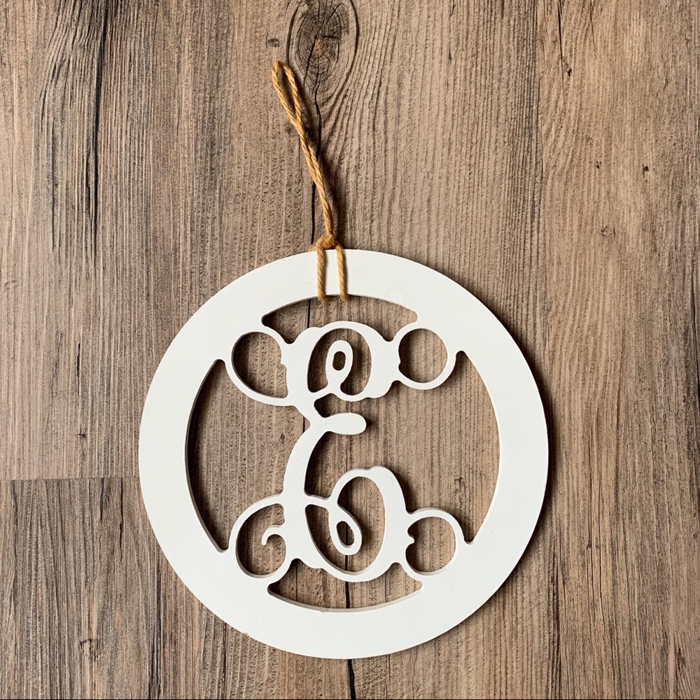 E Initial Monogram Sign